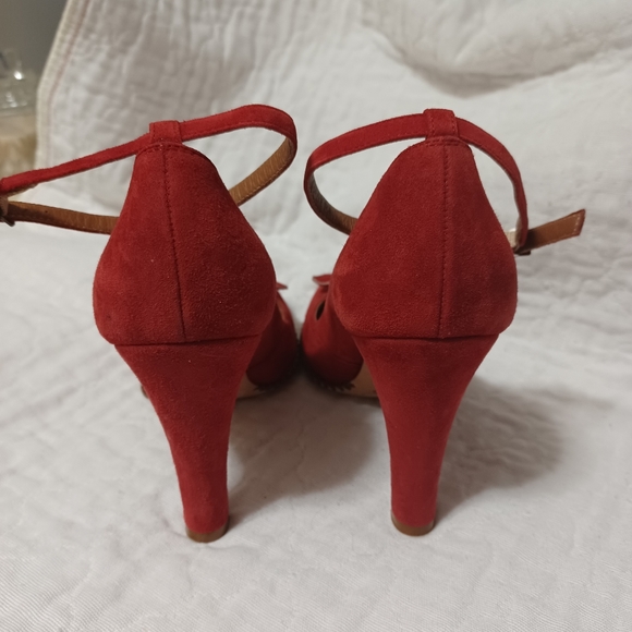 Marc Jacobs Scarlet Bow Heels - Picture 4 of 8